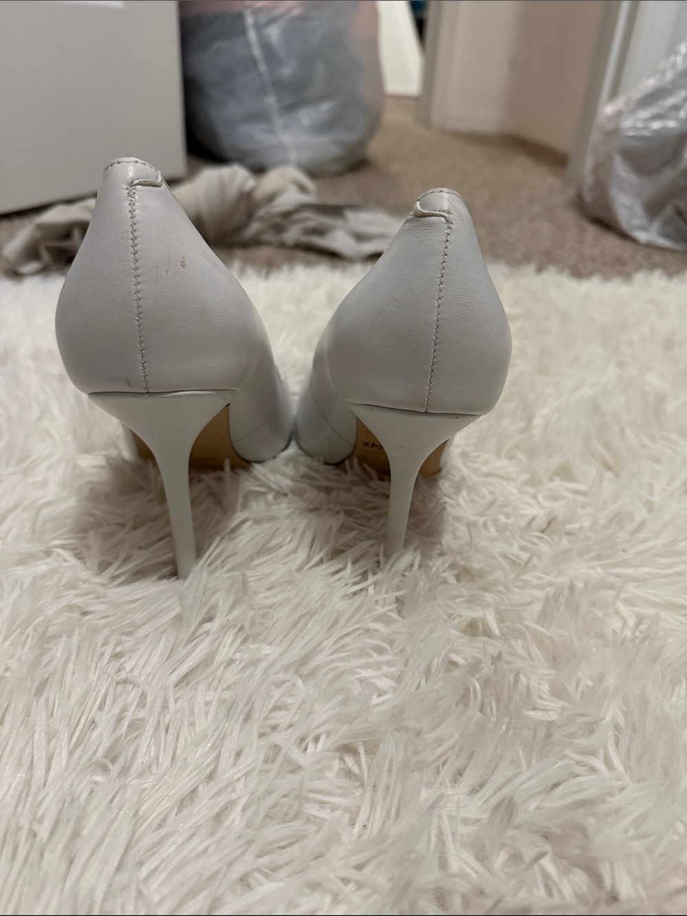 Nine West White Pointed Toe Stiletto Pumps - Picture 4 of 4
